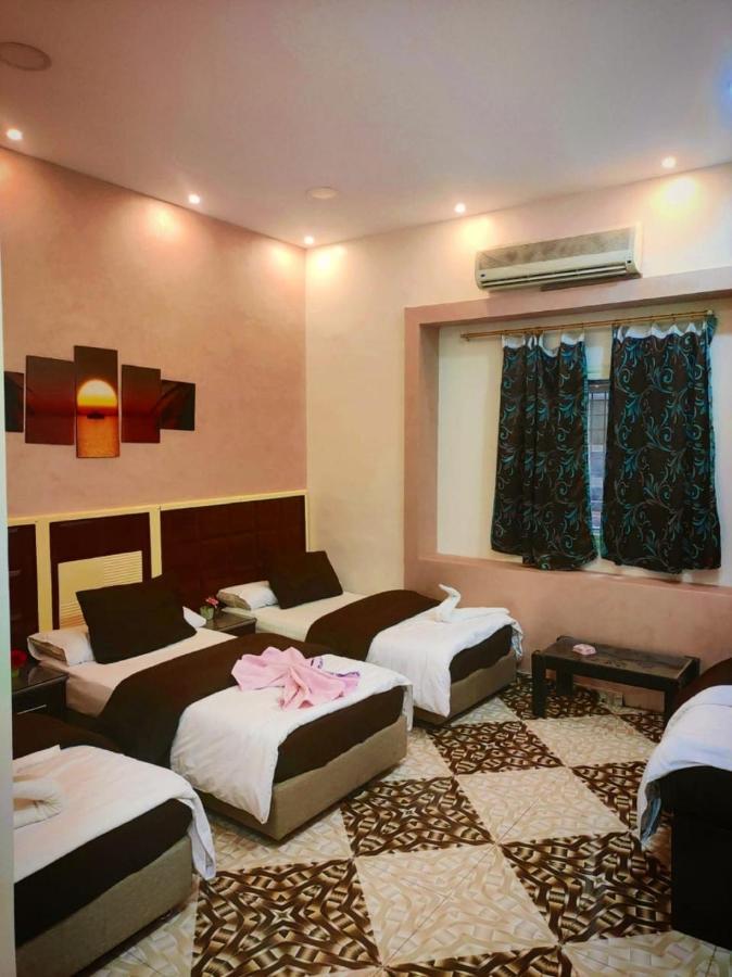 The Hotel Emerald Kairo Bagian luar foto