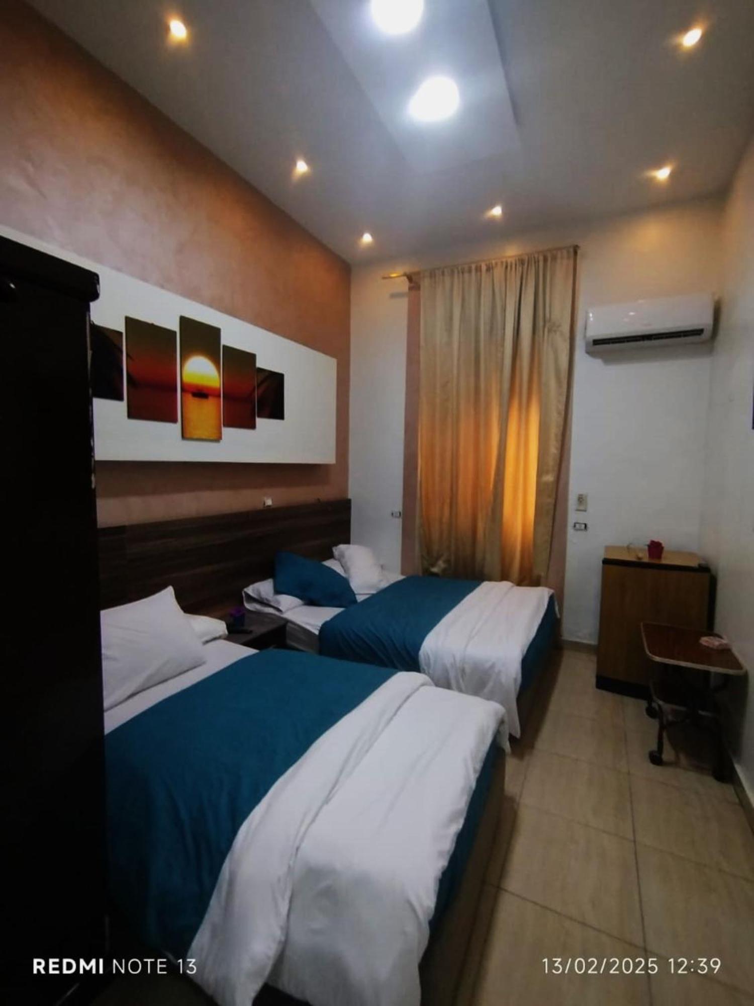 The Hotel Emerald Kairo Bagian luar foto