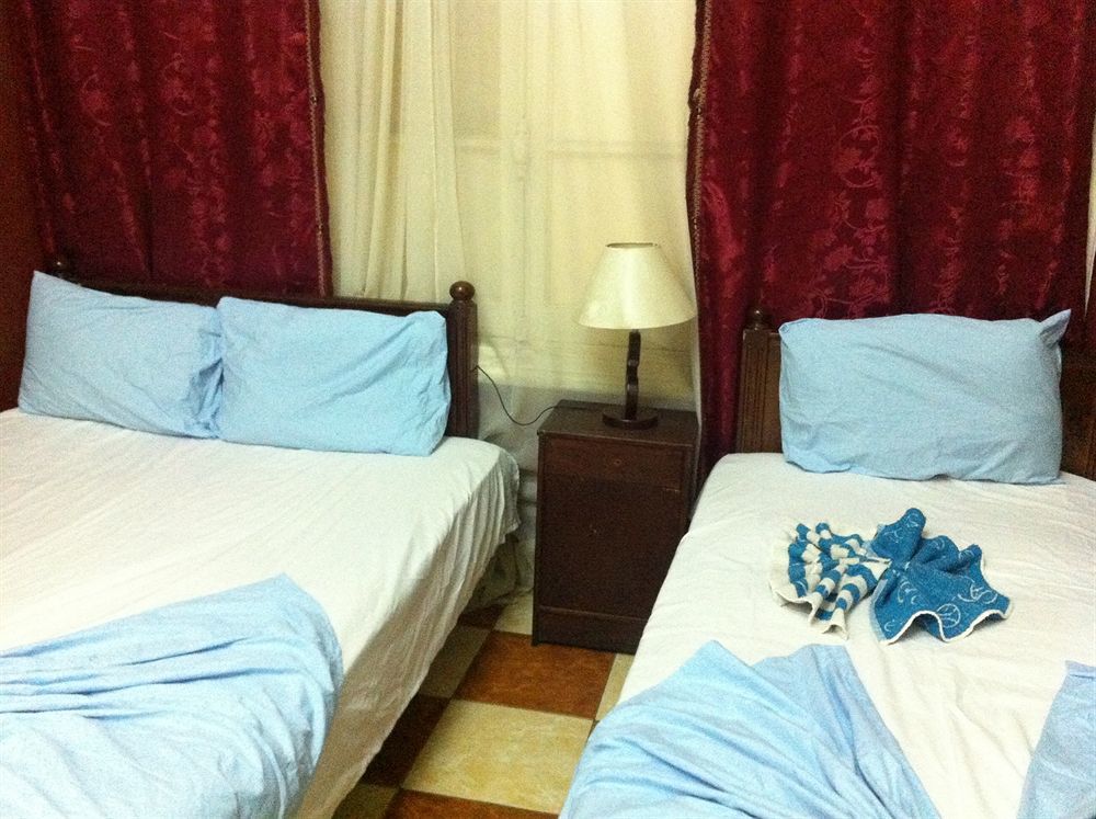 The Hotel Emerald Kairo Bagian luar foto