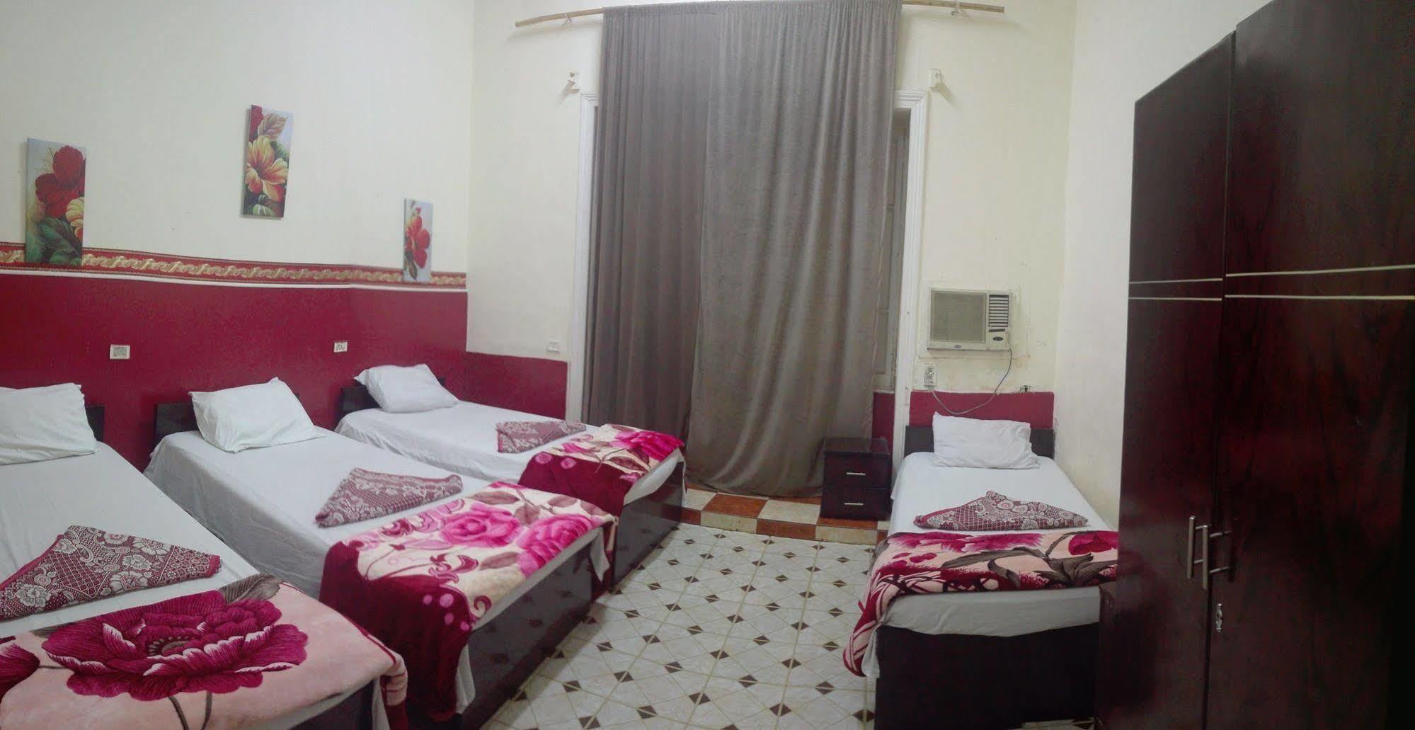 The Hotel Emerald Kairo Bagian luar foto